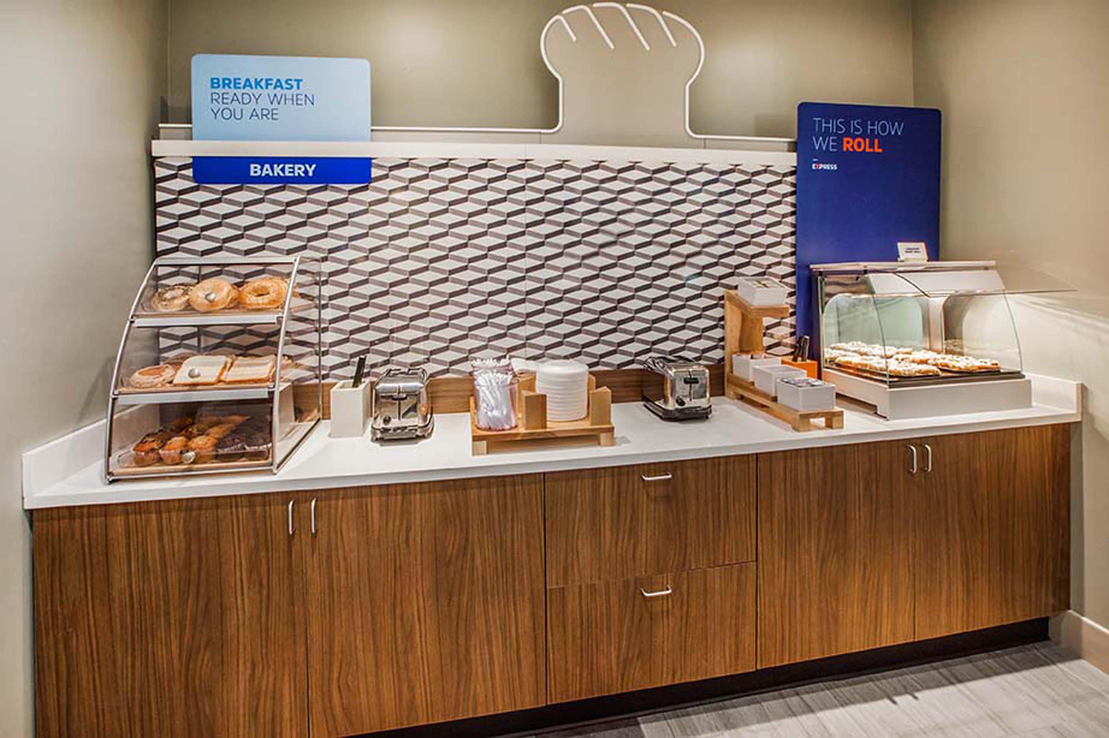 Holiday Inn Express Hotel & Suites Houston Energy Corridor - West Oaks By Ihg Ngoại thất bức ảnh